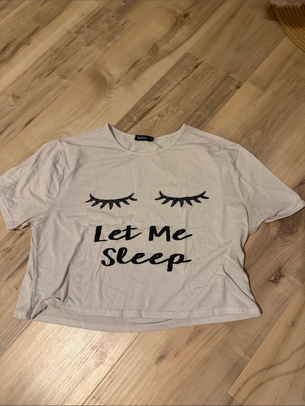 Boohoo cream 'Let Me Sleep' Cropped Pajama Tee